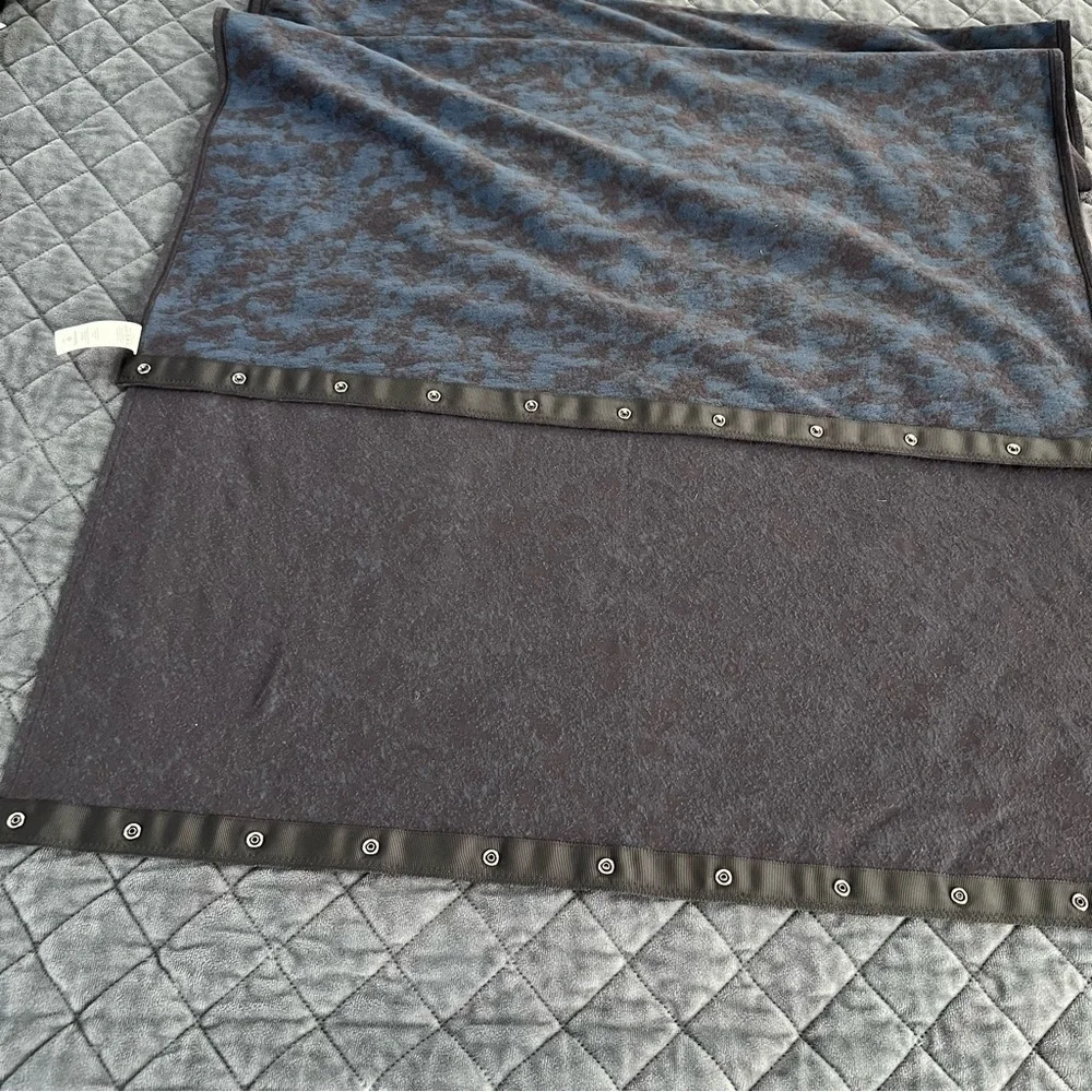 Lululemon Womens Vinyasa Wrap Scarf One Size Multi Function Blue Black Wrap DD